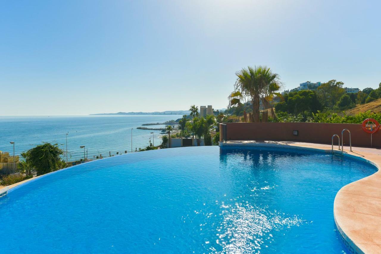 Apartamento Bluebenalmadena 200meters From The With Jacuzzi And Rooftop Terrace (adults Only) *