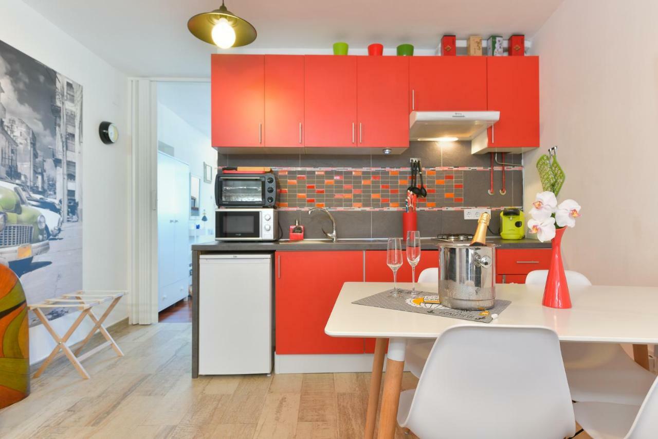 Apartamento Bluebenalmadena 200meters From The With Jacuzzi And Rooftop Terrace (adults Only) Benalmádena